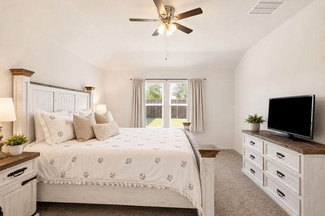 1412 Stuarts Forest Drive, Denton, TX 76207