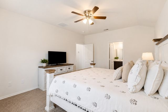 1412 Stuarts Forest Drive, Denton, TX 76207