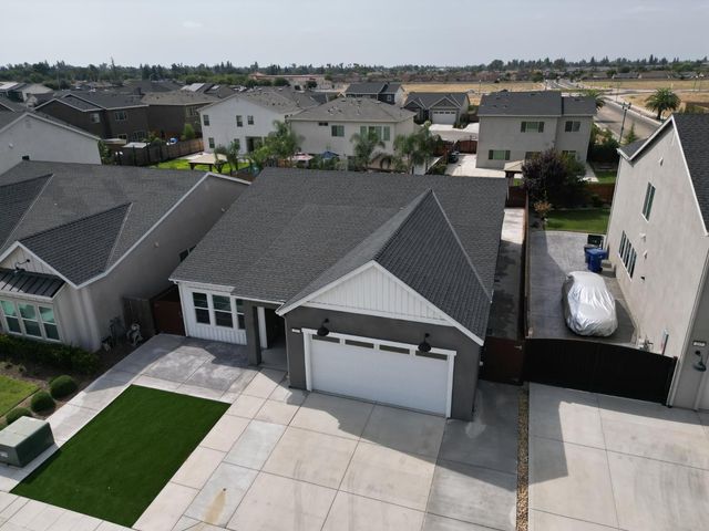 153 N Bliss Avenue, Fresno, CA 93727