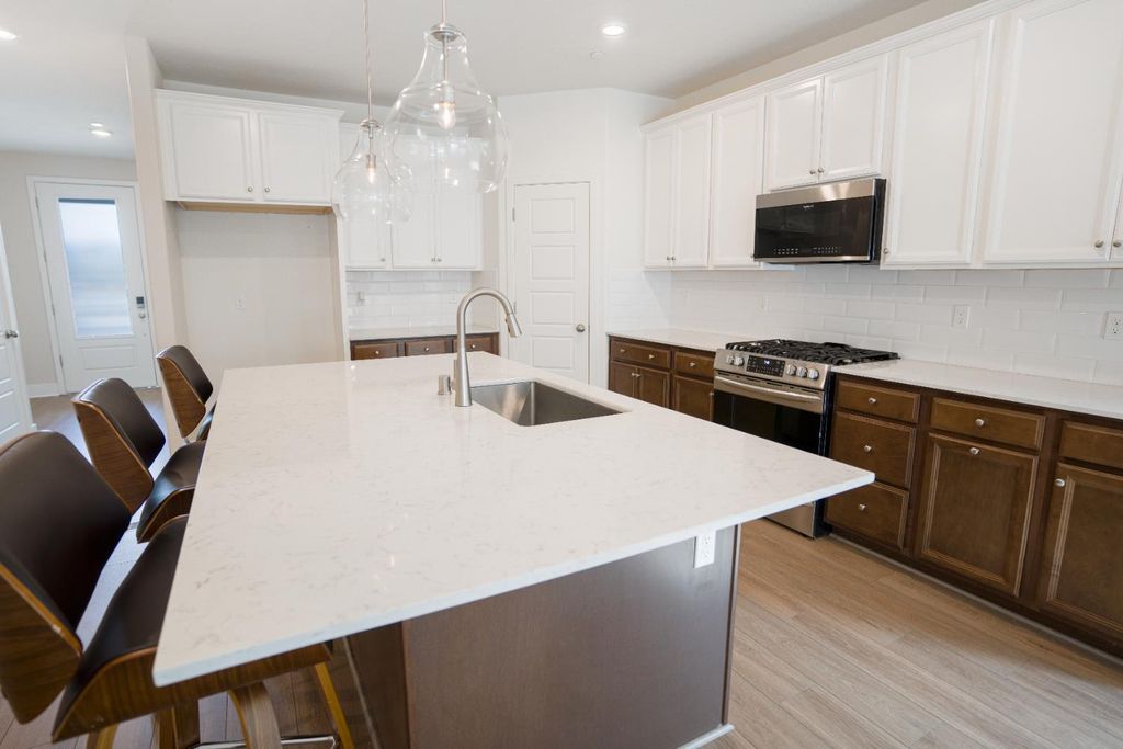 Image 17 of property listing at 153 N Bliss Avenue, Fresno, CA 93727