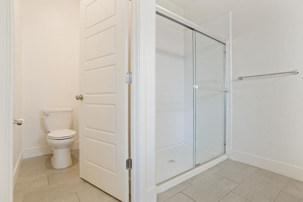 Image 23 of property listing at 153 N Bliss Avenue, Fresno, CA 93727