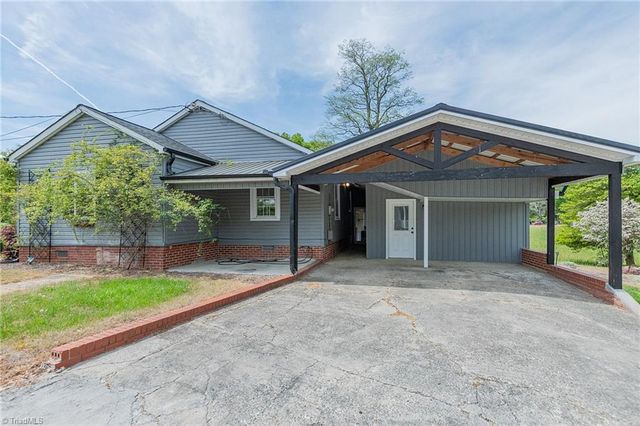 4713 Kernersville Road, Kernersville, NC 27284