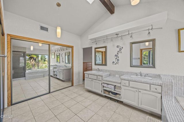 15870 Calumet Court, Riverside, CA 92506