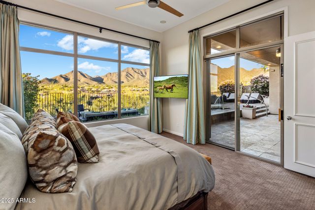 10746 E GREENWAY Road, Scottsdale, AZ 85255