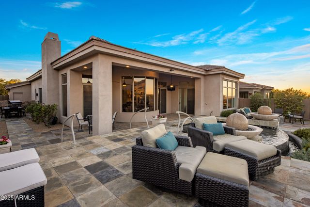 10746 E GREENWAY Road, Scottsdale, AZ 85255