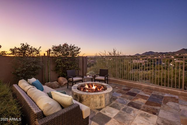 10746 E GREENWAY Road, Scottsdale, AZ 85255