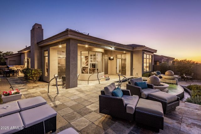 10746 E GREENWAY Road, Scottsdale, AZ 85255