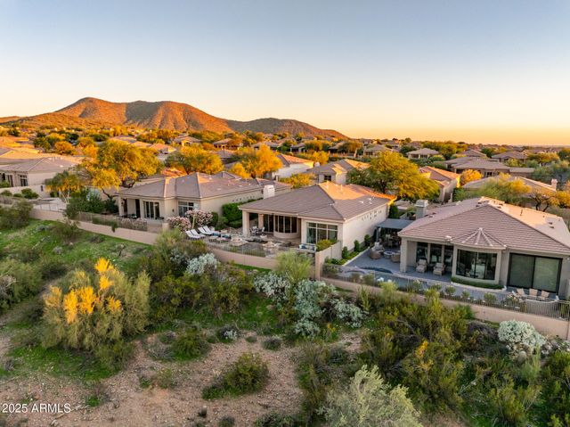 10746 E GREENWAY Road, Scottsdale, AZ 85255