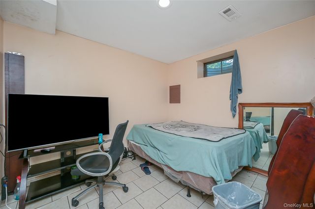 2 Cherry Street, Central Islip, NY 11722