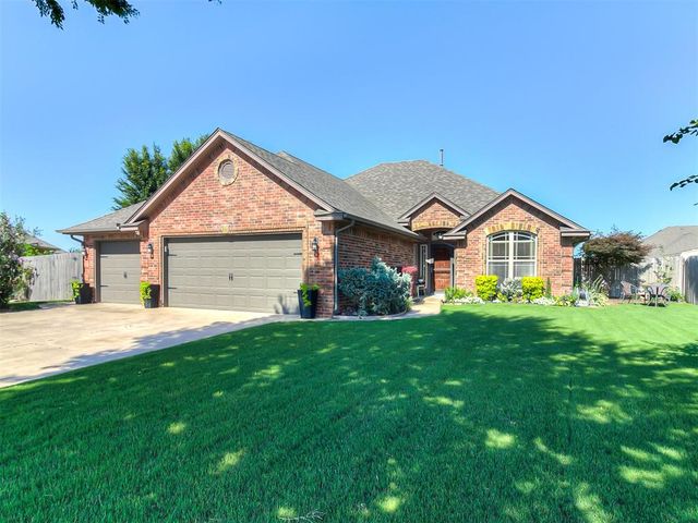 4108 Pascali Court, Yukon, OK 73099