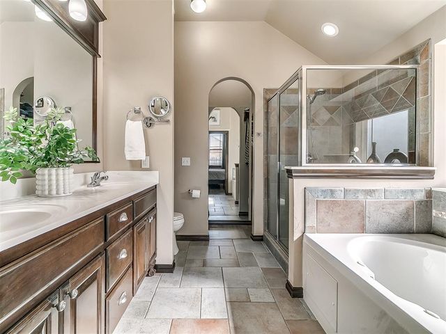 4108 Pascali Court, Yukon, OK 73099