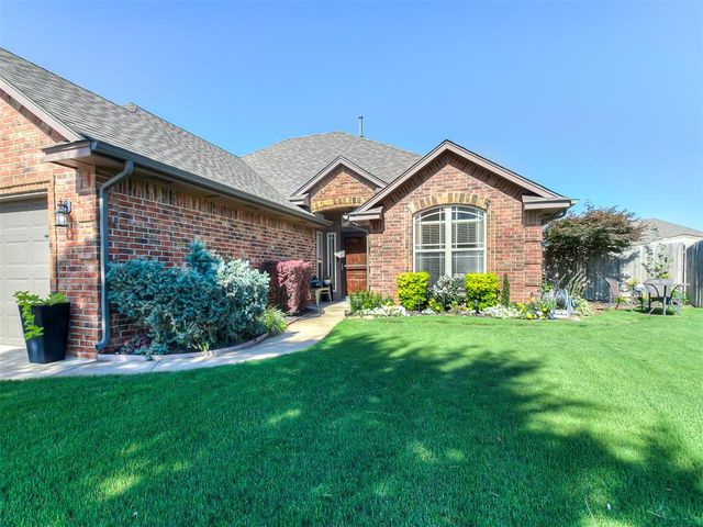 4108 Pascali Court, Yukon, OK 73099