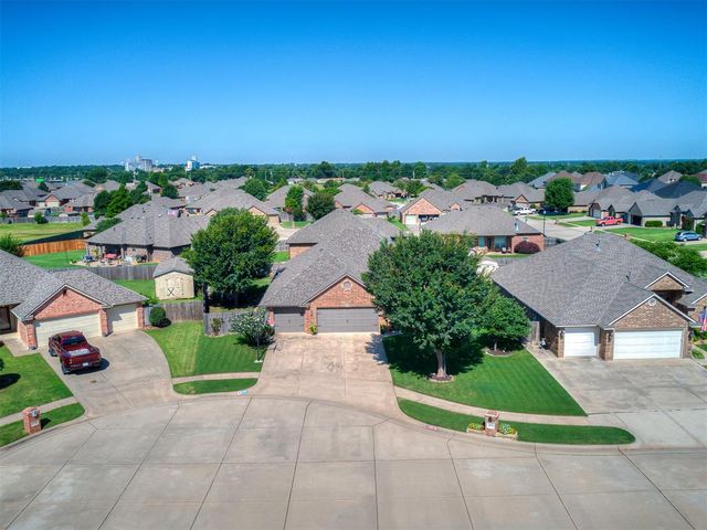 4108 Pascali Court, Yukon, OK 73099
