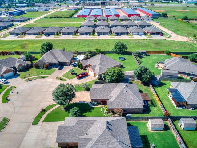 4108 Pascali Court, Yukon, OK 73099
