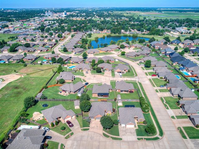 4108 Pascali Court, Yukon, OK 73099