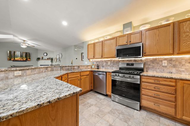 330 Creekview Court, Baldwin, WI 54002