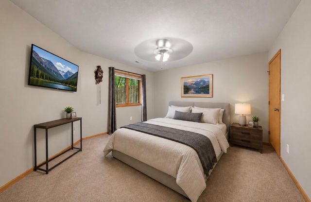330 Creekview Court, Baldwin, WI 54002
