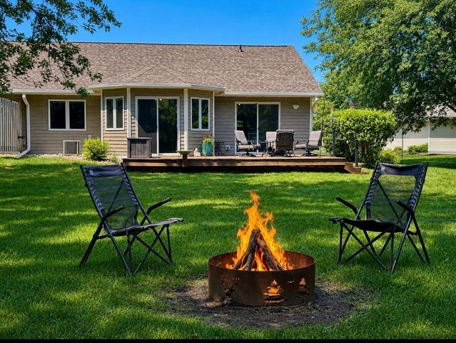 330 Creekview Court, Baldwin, WI 54002