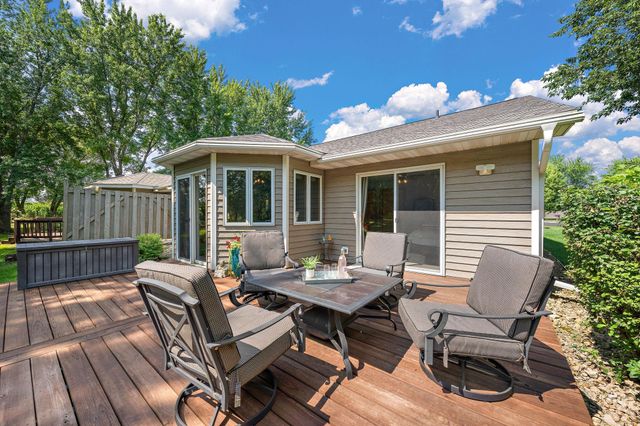 330 Creekview Court, Baldwin, WI 54002