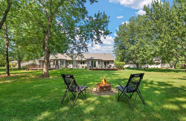330 Creekview Court, Baldwin, WI 54002