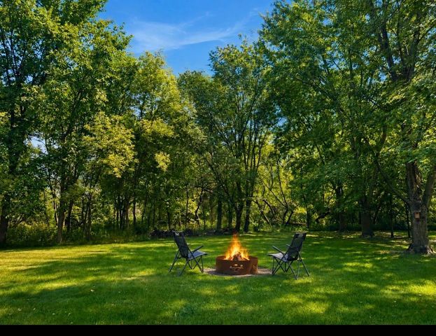 330 Creekview Court, Baldwin, WI 54002