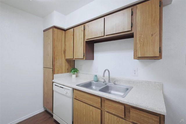 2323 Wells Branch Parkway C102, Austin, TX 78728