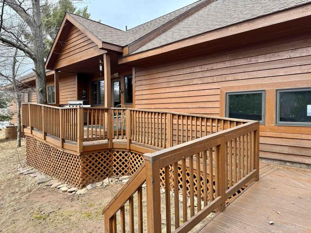 4030 W Squaw Beach Road, Big Bay, MI 49808