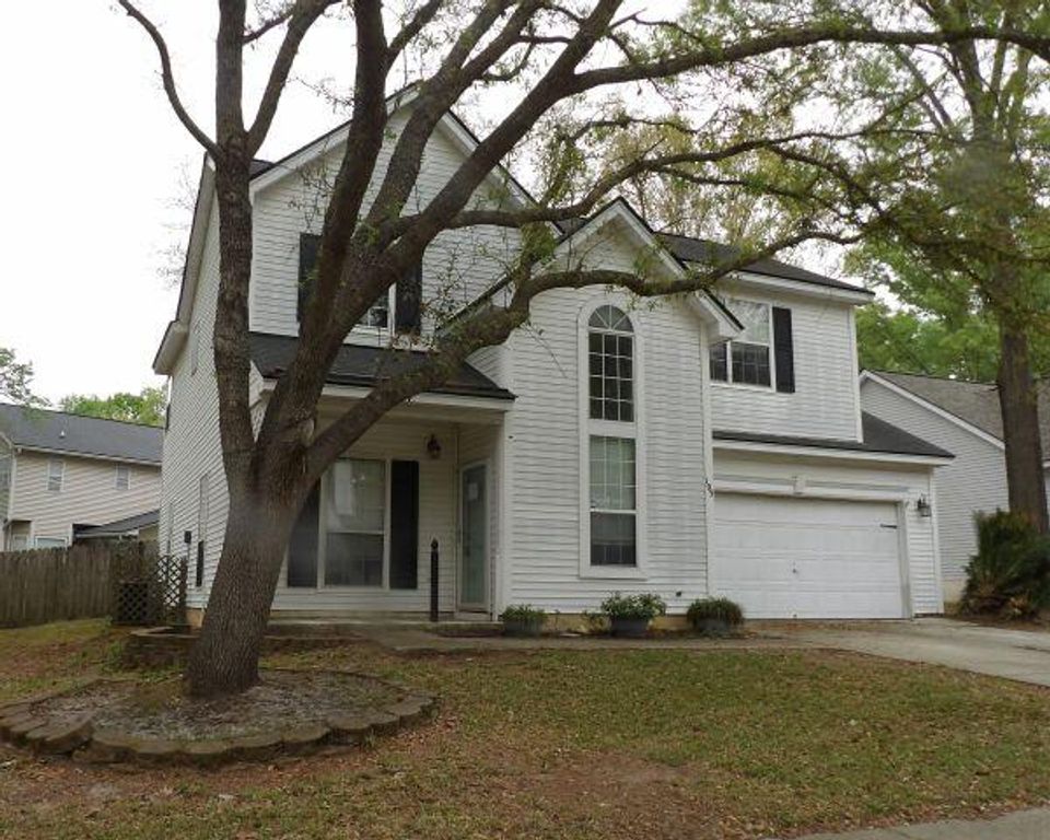 105 Fairbury Drive, Goose Creek, SC 29445