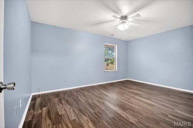 1831 New Sun Court, Florissant, MO 63031