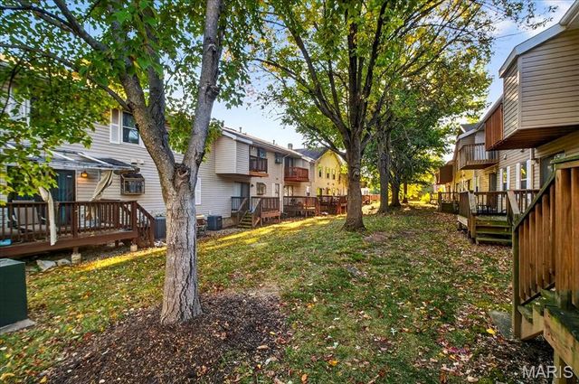 1831 New Sun Court, Florissant, MO 63031