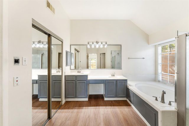 4626 Plantation Creek Drive, Missouri City, TX 77459