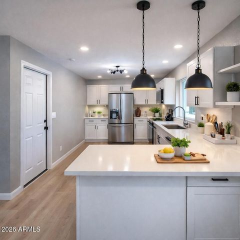 3158 W LANE Avenue, Phoenix, AZ 85051