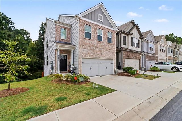 7707 Baron Road, Fairburn, GA 30213