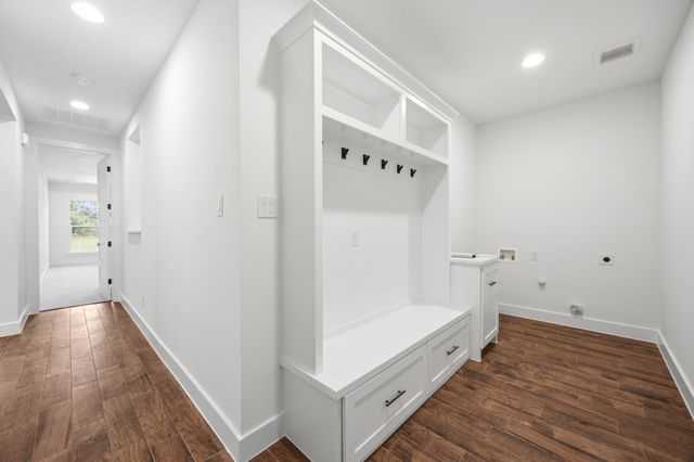 7203 Harris Place, Arlington, TX 76001