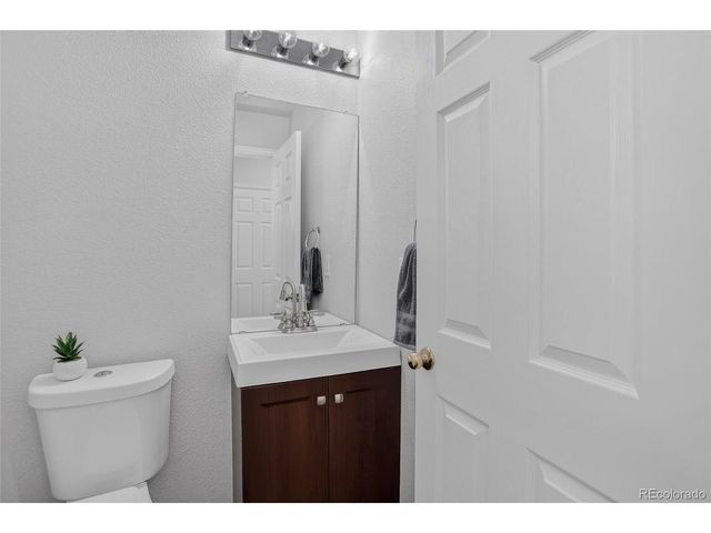 11421 Ebony St, Longmont, CO 80504