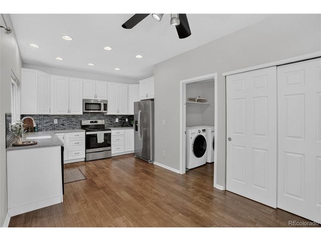 11421 Ebony St, Longmont, CO 80504