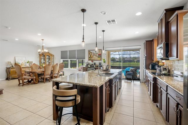 5620 MANGROVE COVE AVENUE, Winter Garden, FL 34787