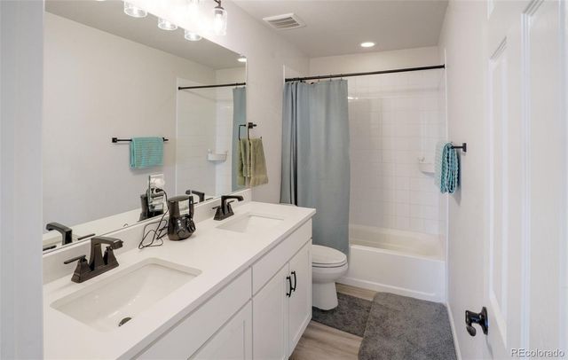 188 S Waterloo Street, Aurora, CO 80018