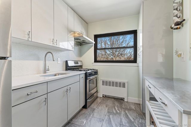 220-76 75th Avenue 180A2, Bayside, NY 11364