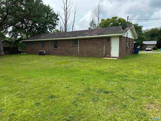 304 Cherry Tree Street, Boaz, AL 35956