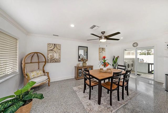 8017 DELL DRIVE, Tampa, FL 33615