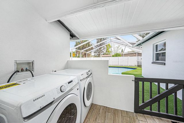 8017 DELL DRIVE, Tampa, FL 33615