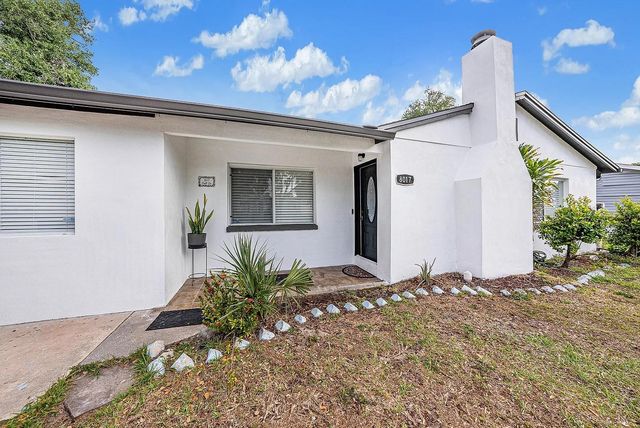 8017 DELL DRIVE, Tampa, FL 33615