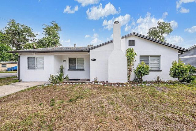 8017 DELL DRIVE, Tampa, FL 33615