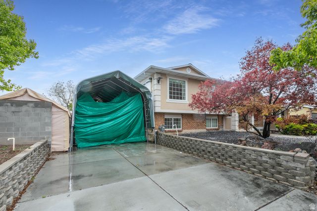 7247 S WOODGREEN RD, West Jordan, UT 84084