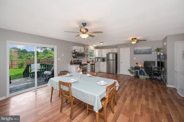 3003 MCKINNEY BLVD, Colonial Beach, VA 22443