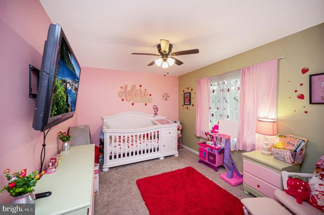 3003 MCKINNEY BLVD, Colonial Beach, VA 22443