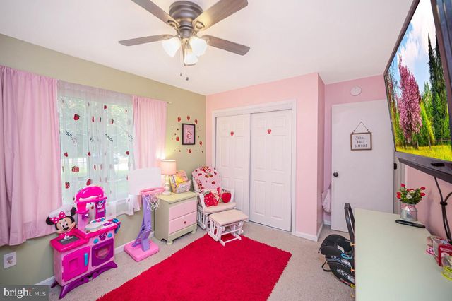 3003 MCKINNEY BLVD, Colonial Beach, VA 22443