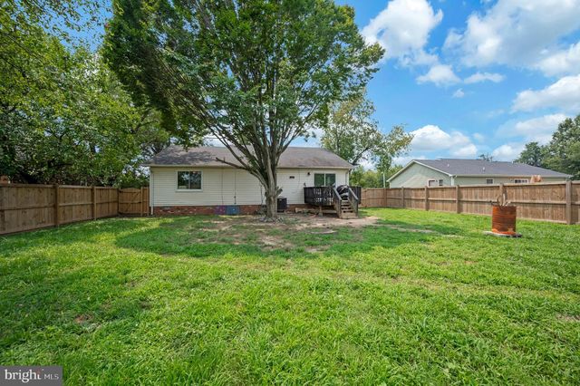 3003 MCKINNEY BLVD, Colonial Beach, VA 22443
