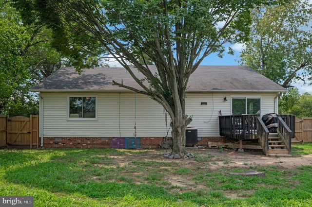 3003 MCKINNEY BLVD, Colonial Beach, VA 22443